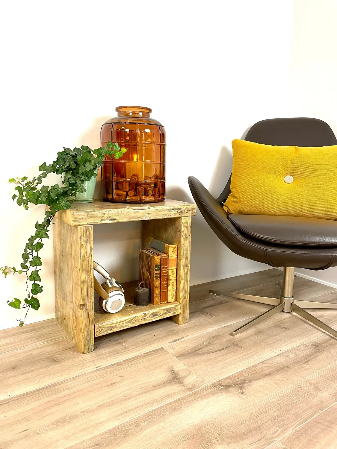 Kabeltromlen Emma sidebord genbrugstræ 47 cm