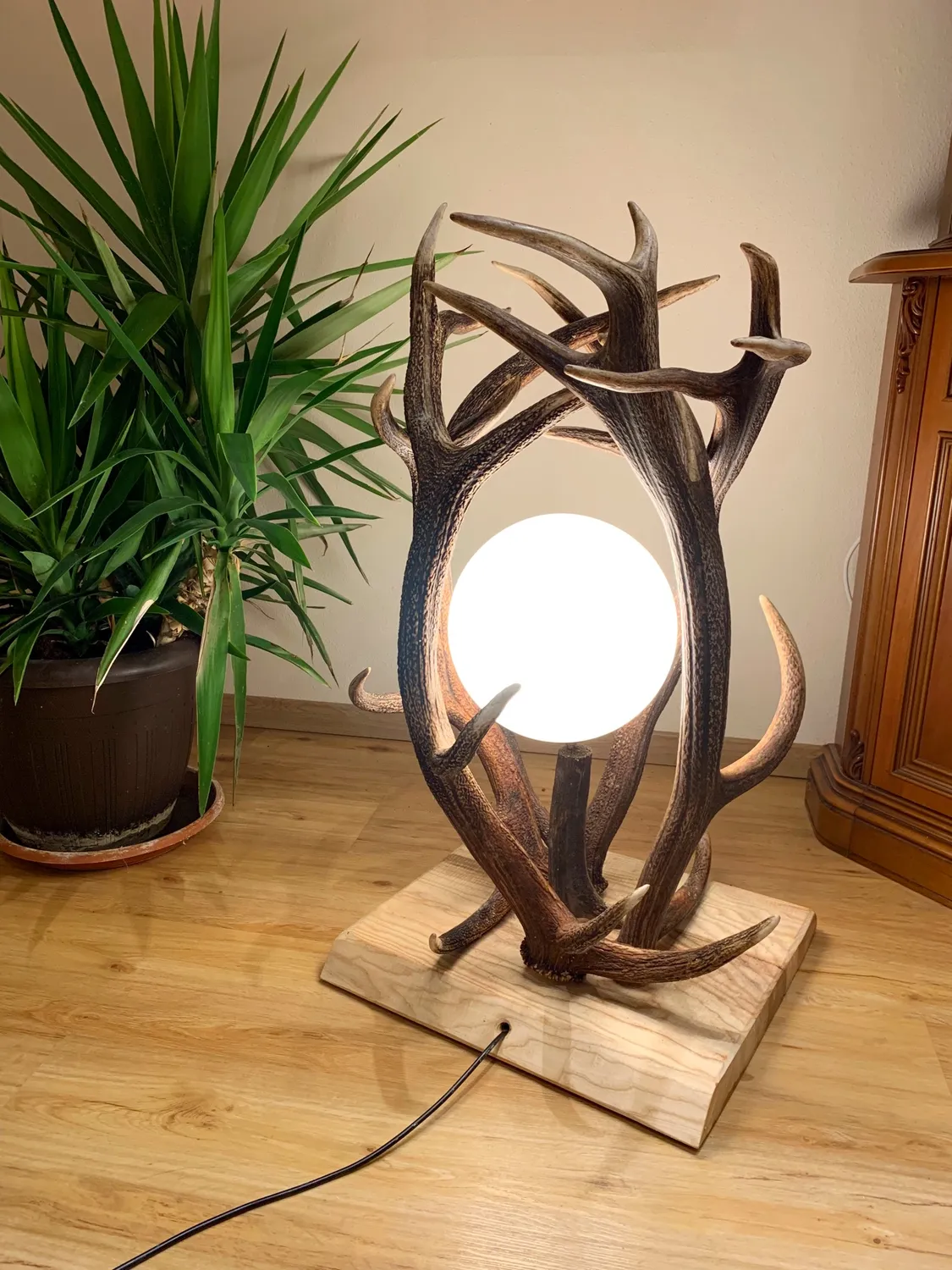 Oh My Deer Chalet gulvlampe træ chaletstil