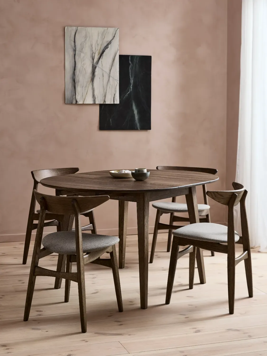 Just Us Furniture Monza spisebord massiv eg S M L