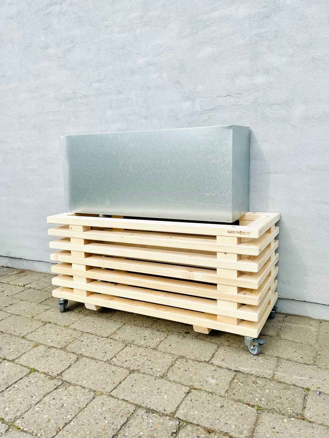 Kabeltromlen Plantekasse nye traller 43 cm 95 cm med hjul