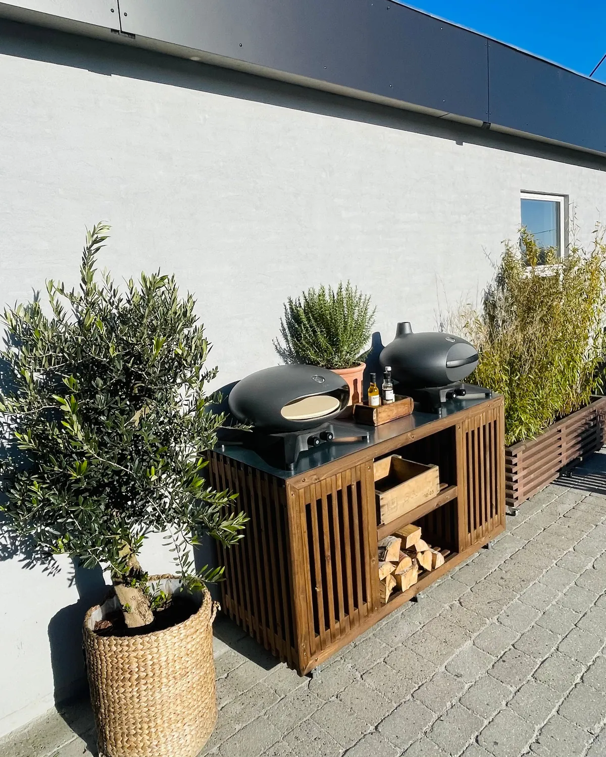 Kabeltromlen luksus grillbord 160 cm brune traller stål