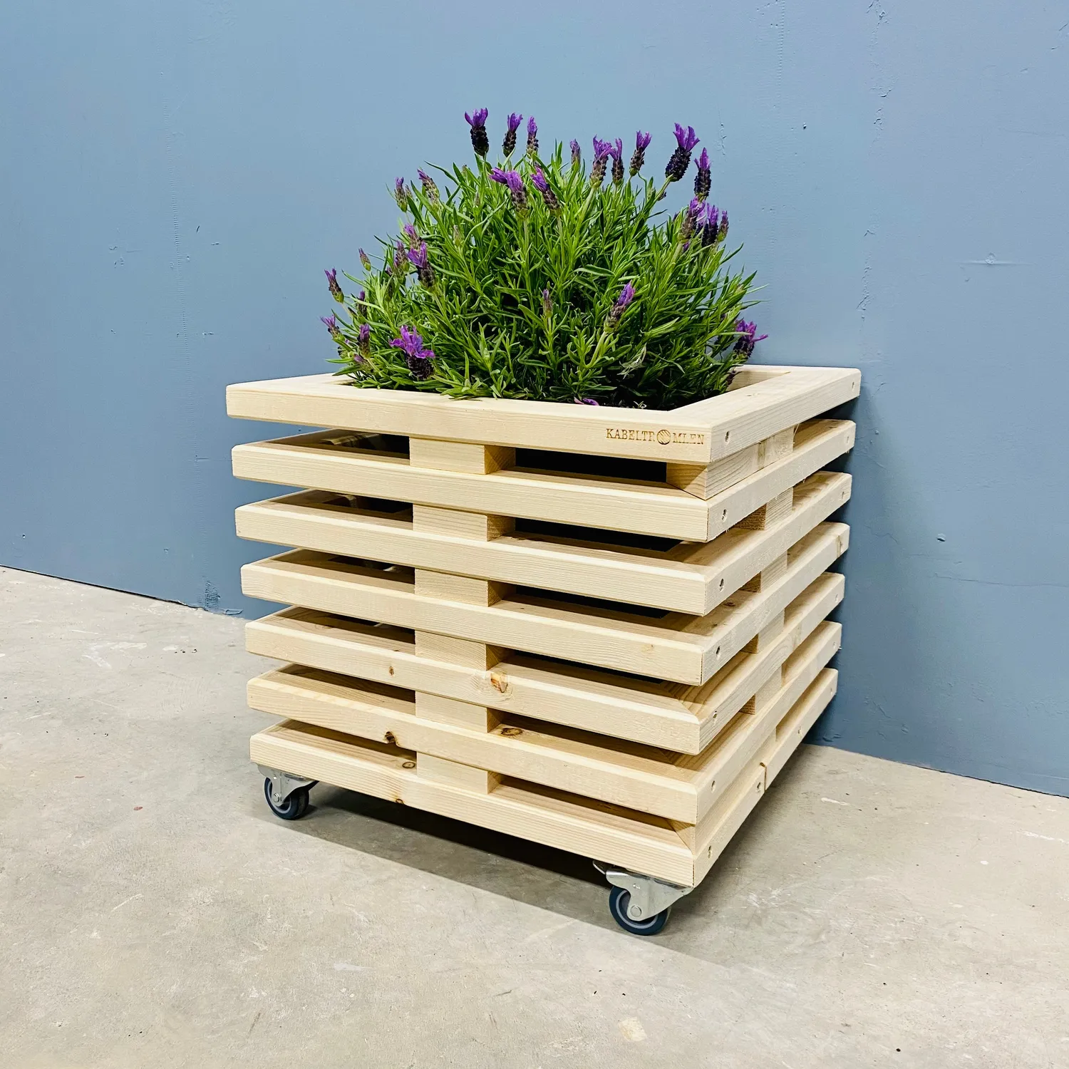 Kabeltromlen Blomsterskjuler Nye Traller 45 cm skjuler