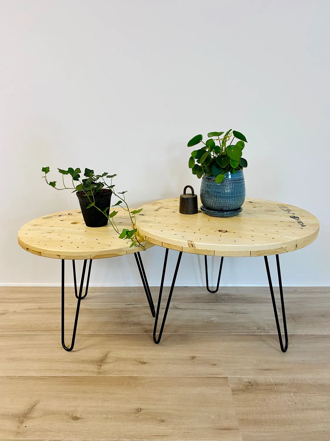 Vida Kabeltromle sofabordssæt Ø80 cm lakeret 2 stk