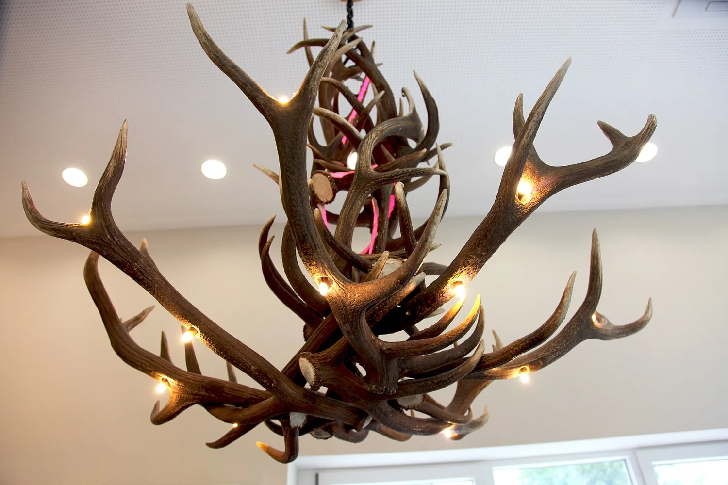 Oh My Deer lysekrone modern gevir E14